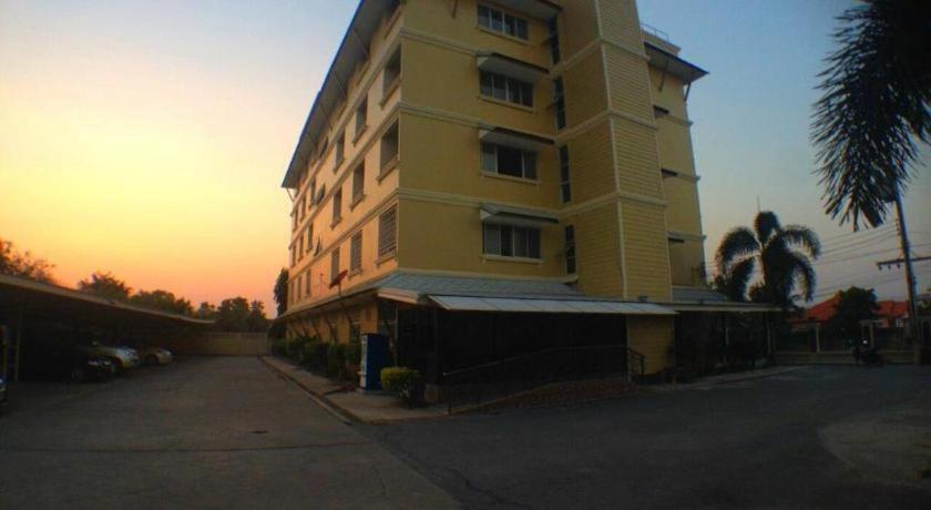 Seksub Place Ban Han Tra Fang Nua Dış mekan fotoğraf